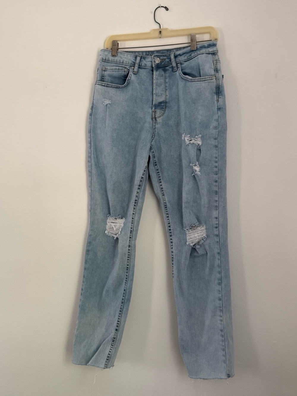 No Boundaries Light Blue High-Rise Distressed Jeans size 11